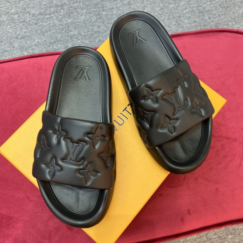 Louis Vuitton Waterfront Black Slippers