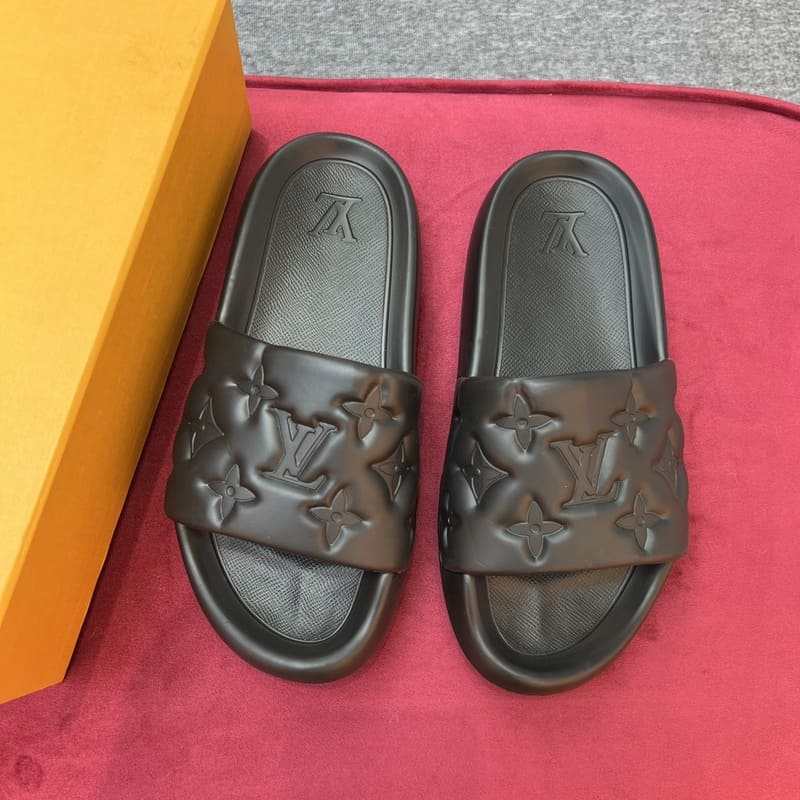 Louis Vuitton Waterfront Black Slippers