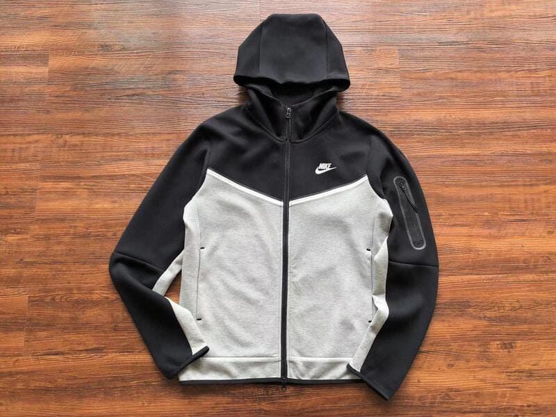 Nike Tech Fleece Black & Grey