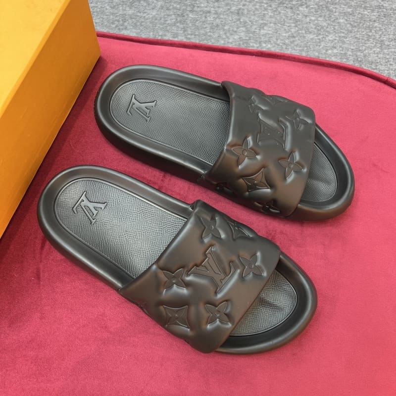 Louis Vuitton Waterfront Black Slippers