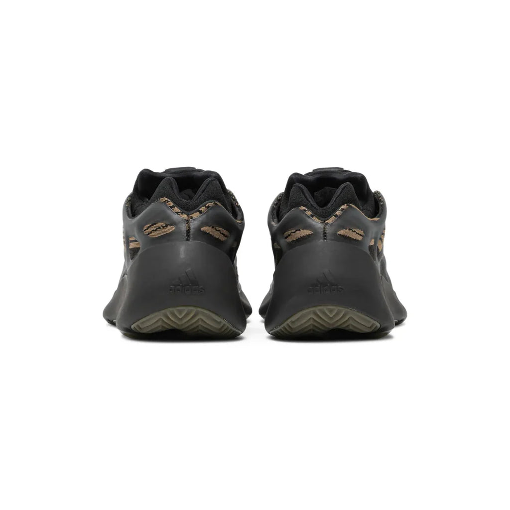 Yeezy Boost 700 V3 "Clay Brown"