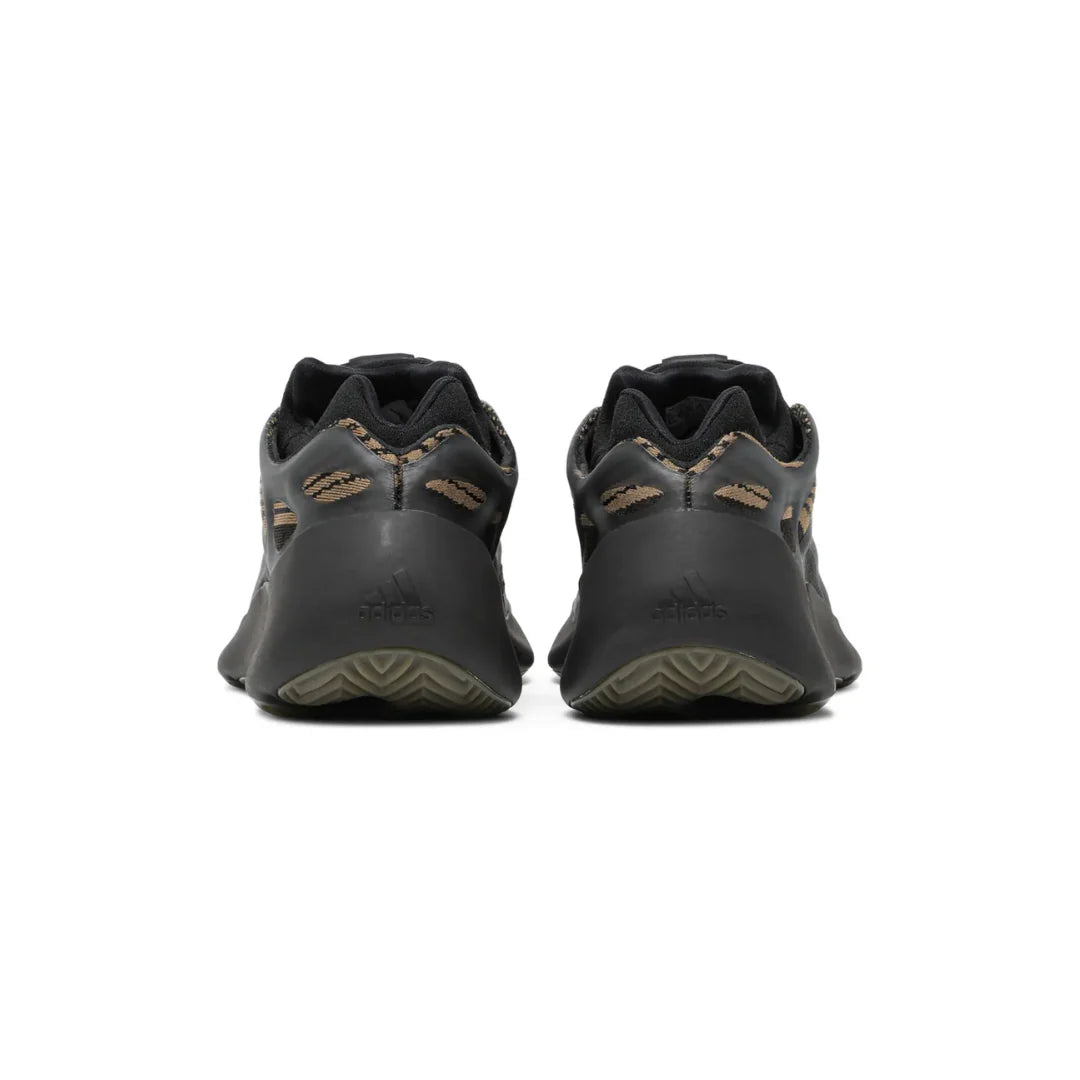 Yeezy Boost 700 V3 "Clay Brown"