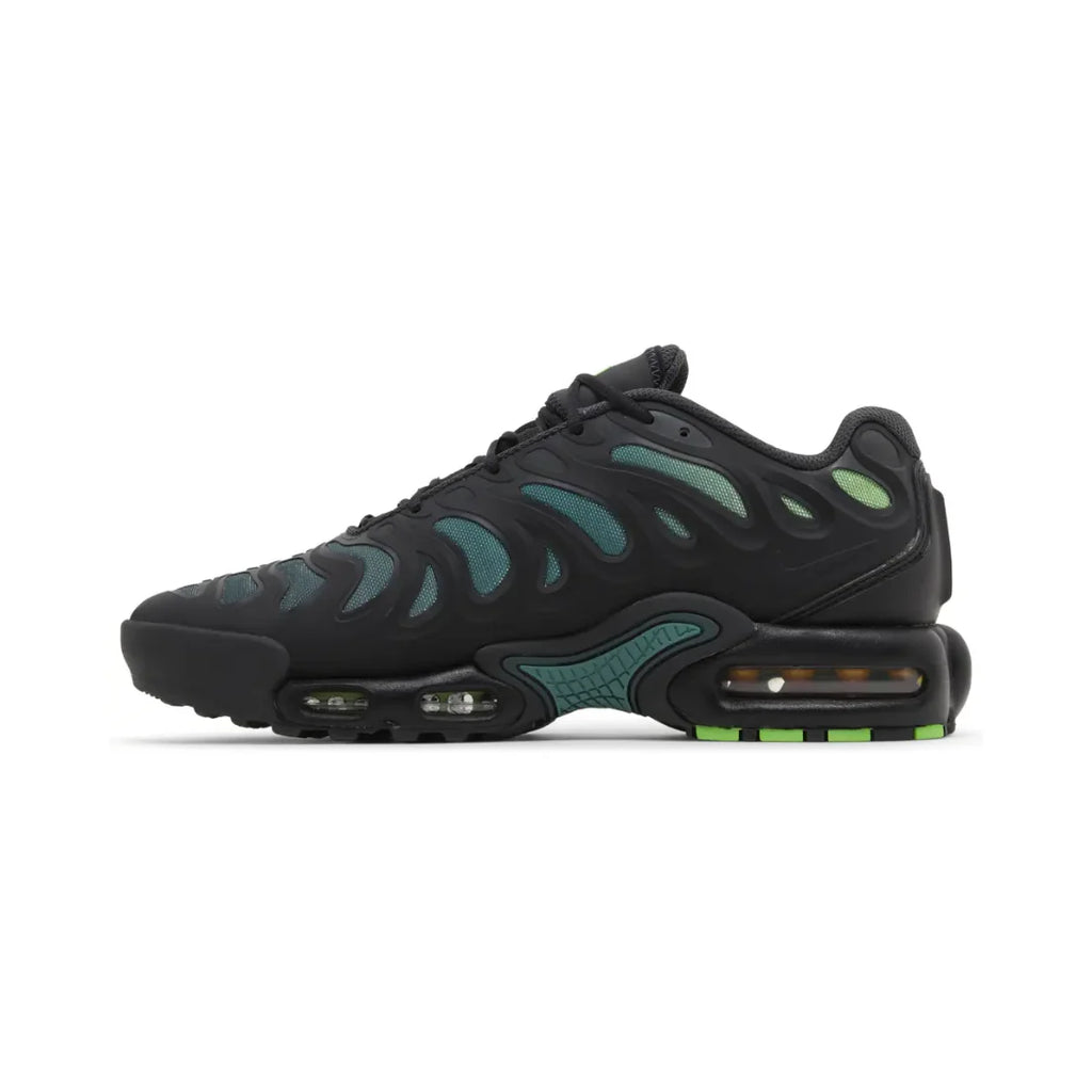 Air Max Plus Drift "Black Green Strike"