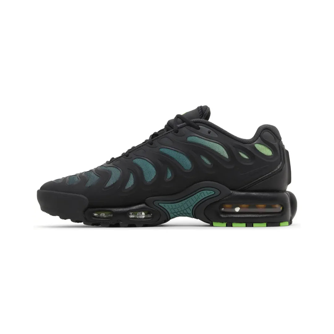 Air Max Plus Drift "Black Green Strike"