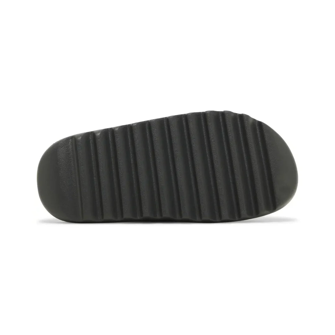 Yeezy Slides "Dark Onyx"