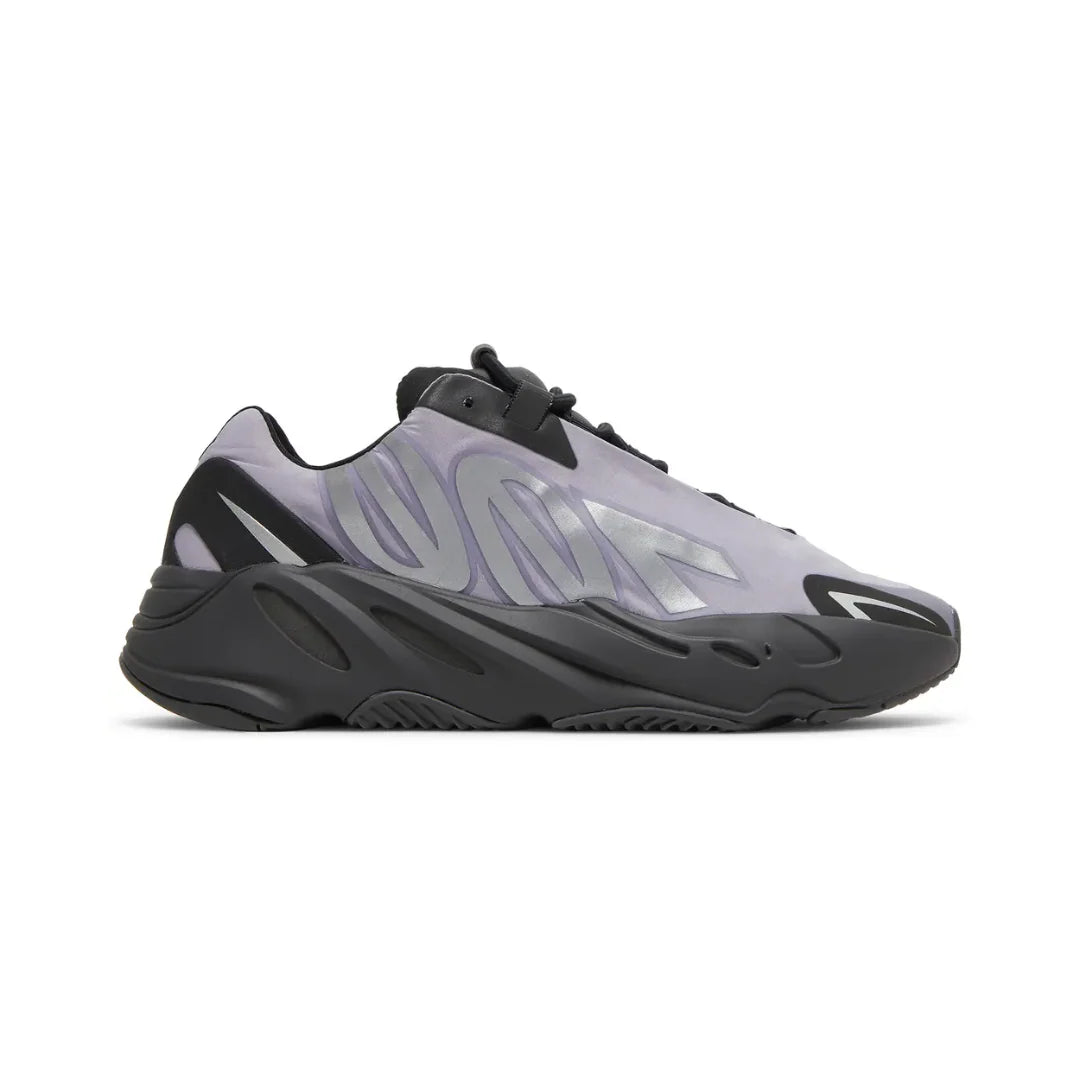 Yeezy Boost 700 MNVN "Geode"