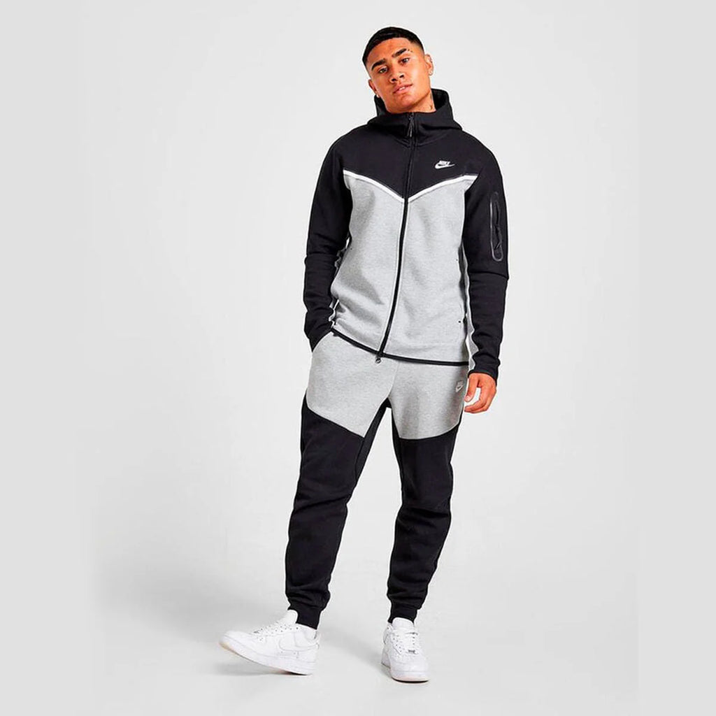 Nike Tech Fleece Black & Grey